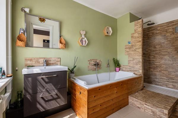 Maison à vendre 5 pièces 128m² Saint-André-lez-Lille (59350)