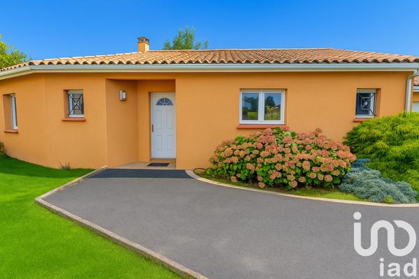 House for sale 4 rooms 109 m² Saint-Jory