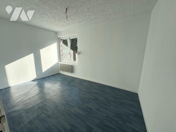 MAISON CENTRE-VILLE - 2 LOGEMENTS dont 1 loué - 5 CHAMBRES