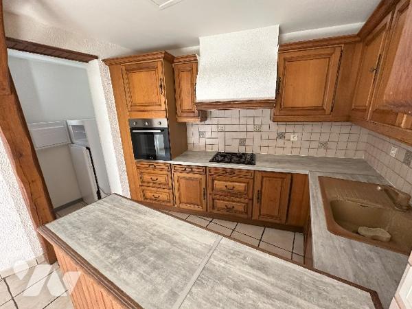 MAISON CENTRE-VILLE - 2 LOGEMENTS dont 1 loué - 5 CHAMBRES