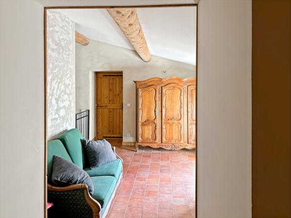 Châteaurenard (13160) Mas 119 m2 sur 4680 m2 de terrain