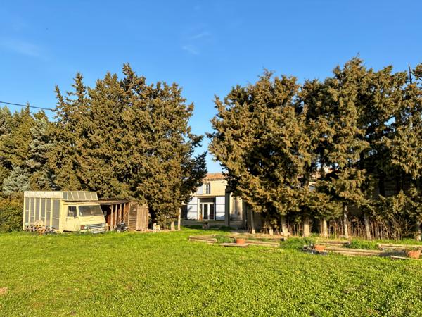 Châteaurenard (13160) Mas 119 m2 sur 4680 m2 de terrain