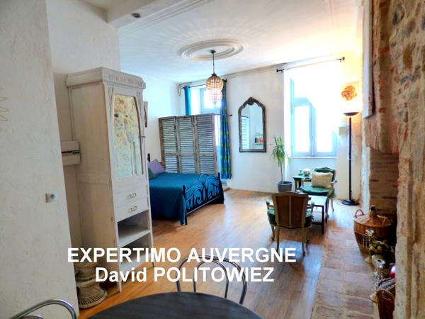 Montaigut-en-Combraille (63700) Charmante maison de bourg à MONTAIGUT en COMBRAILLE