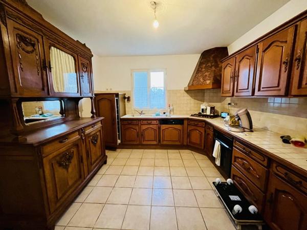 Maison à vendre |  Confolens |  4 pièces | 130 m²