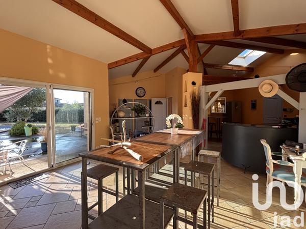 House for sale 4 rooms 140 m² Seilh