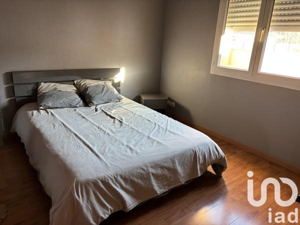 House for sale 4 rooms 140 m² Seilh