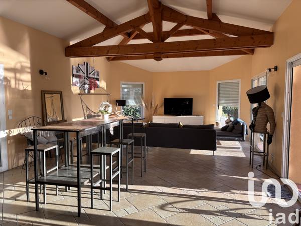 House for sale 4 rooms 140 m² Seilh