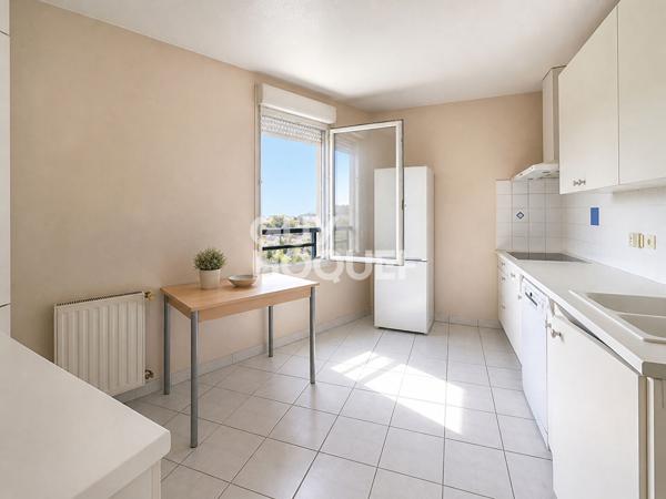 Dernier étage: Meyzieu 3 pièces 78 m2