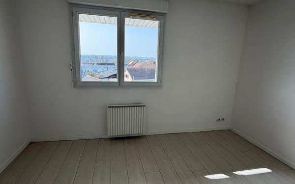 Appartement à vendre    3 pièces • 60,50 m2 Chelles
