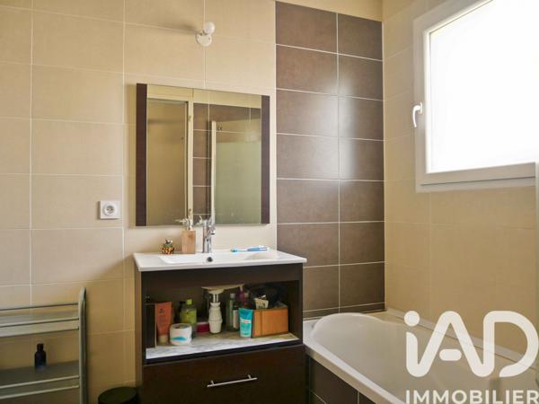 Maison à vendre 4 pièces 108,78 m² Camblanes-et-Meynac