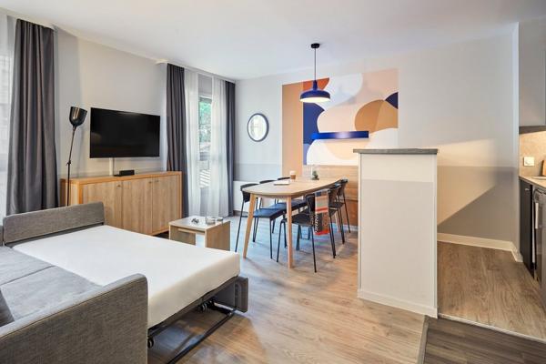 INVESTISSEMENT LOCATIF – SERRIS – Résidence de tourisme Adagio Aparthotel Val d'Europe - 5,70 % de rentabilité