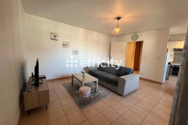 Appartement
         2 pièces
        - 51 m² Exclusivité 135 000 € *