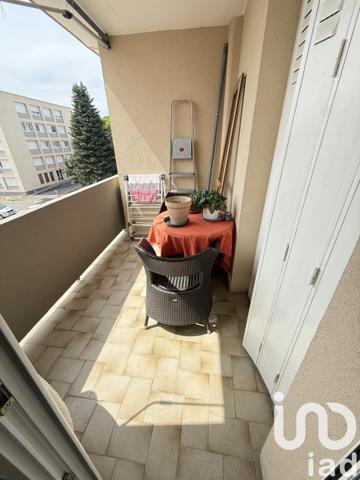 Apartment for sale 4 rooms 61 m² Pierrelatte