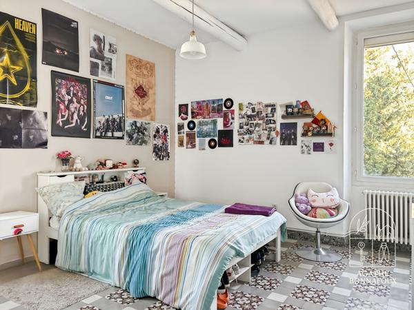 Châteaurenard (13160) Mas provençal bourgeois 232 m2 avec piscine sur 5600 m2