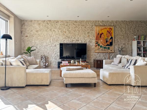 Châteaurenard (13160) Mas provençal bourgeois 232 m2 avec piscine sur 5600 m2