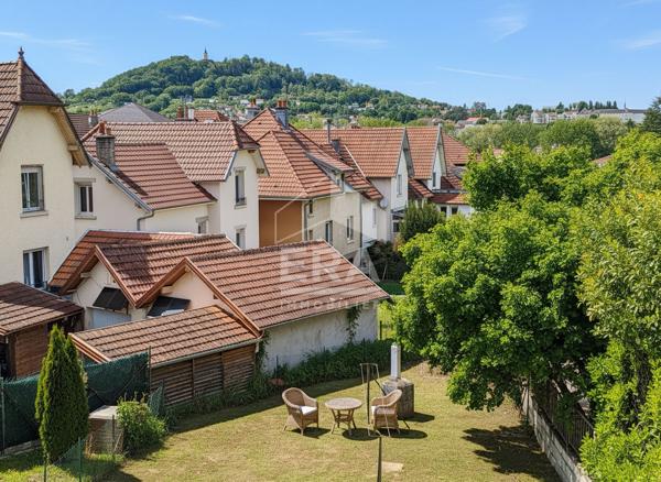 Appartement Vesoul 3 pièce(s) 59 m2 jardin privatif