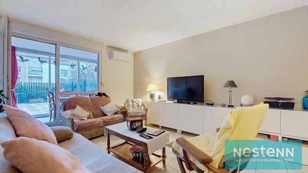 Appartement ISTRES, 2 pièces, rez de chaussée avec terrasse et garage.