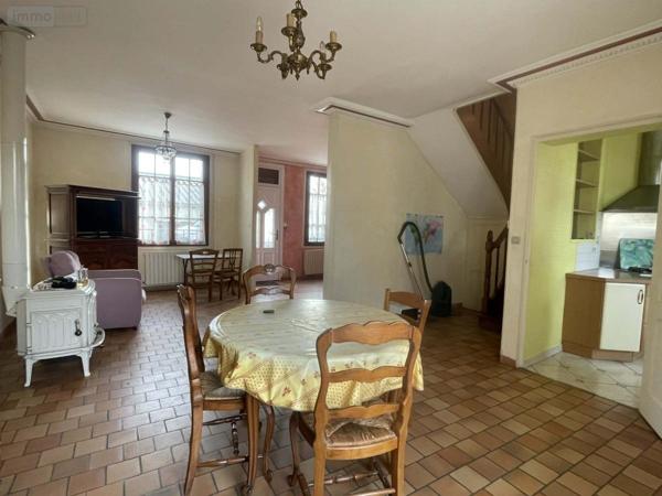 Maison à vendre à Saint-Hilaire-Saint-Florent dans le Maine-et-Loire (49400), ref : 49075-802