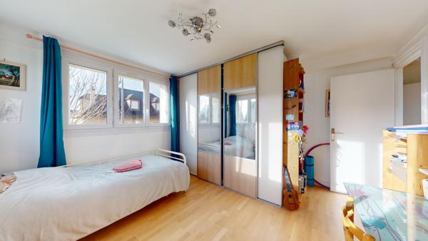 Antony Centre| Maison familiale 5 chambres avec jardin ? Rare ! RER B - Mairie d'Antony