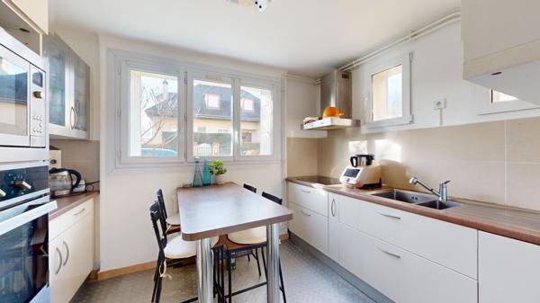 Antony Centre| Maison familiale 5 chambres avec jardin ? Rare ! RER B - Mairie d'Antony