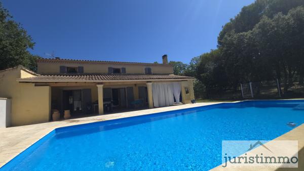 Uchaux (84100) Grande Maison avec Piscine à Débordement à Uchaux sur 5000m² avec division de terrain possible