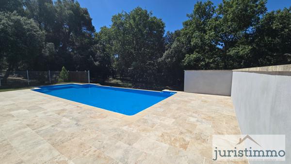 Uchaux (84100) Grande Maison avec Piscine à Débordement à Uchaux sur 5000m² avec division de terrain possible