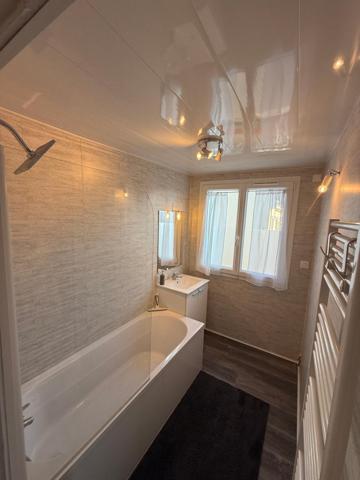 Maison à SAINTE-ANNE-D'AURAY, 56400 - 5 pièces 97m²