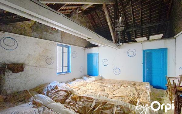 Maison à vendre    3 pièces • 128 m2 Saint-Éloy-les-Mines