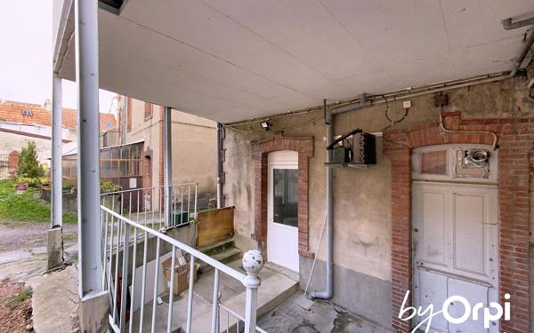 Maison à vendre    3 pièces • 128 m2 Saint-Éloy-les-Mines