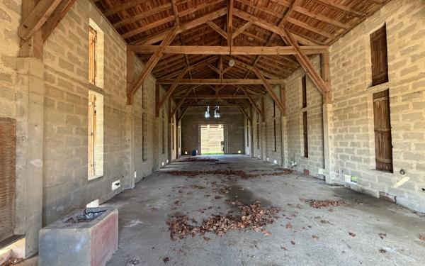 Maison à vendre    2 pièces •  Mugron