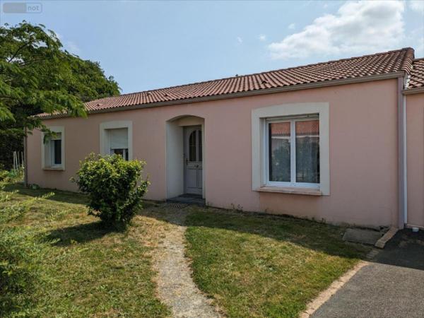 Maison à vendre à Les Herbiers en Vendée (85500), ref : 85013-1087986