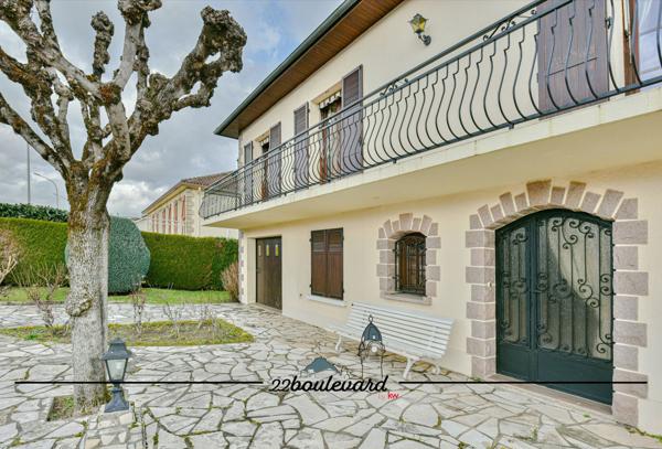 Maison 8 pièces - 170 m² Exclusivité efficity