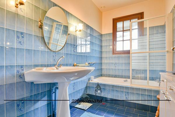 Maison 8 pièces - 170 m² Exclusivité efficity