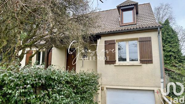 Maison traditionnelle 5 pièces de 109 m² à Dammartin-en-Goële (77230)