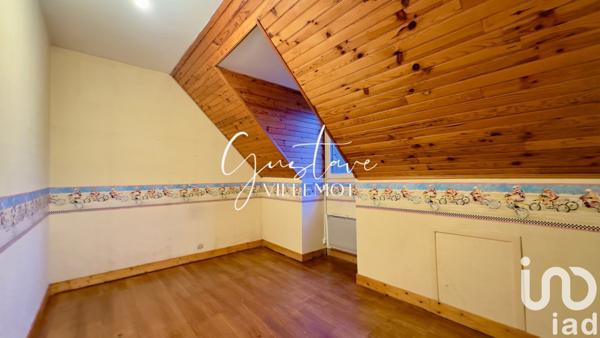 Maison traditionnelle 5 pièces de 109 m² à Dammartin-en-Goële (77230)