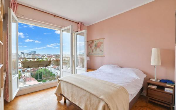 Appartement à vendre    2 pièces • 48,05 m2 Vincennes