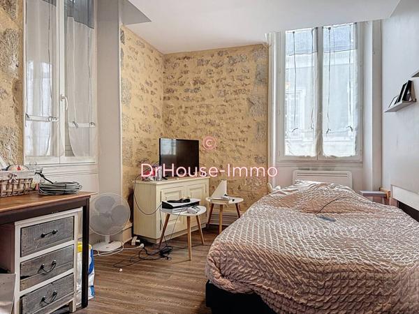 Immeuble à vendre 8 pièces de 246 m²