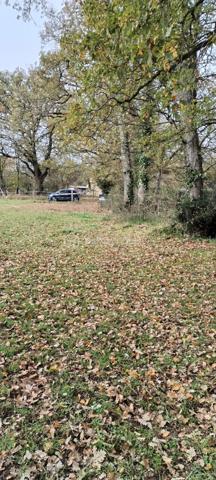 Terrain de loisirs de 2 551 m²