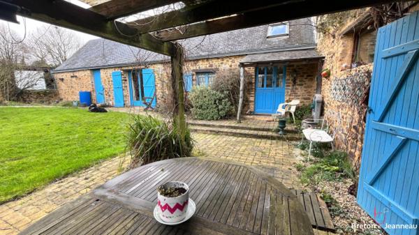 Maison de charme de plus de 170 m² Le Gesnest St Isle