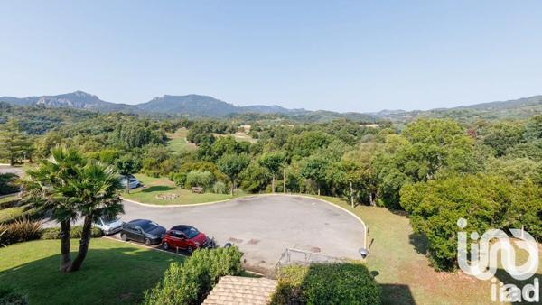 Appartement à vendre 3 pièces 73 m² Mandelieu-la-Napoule