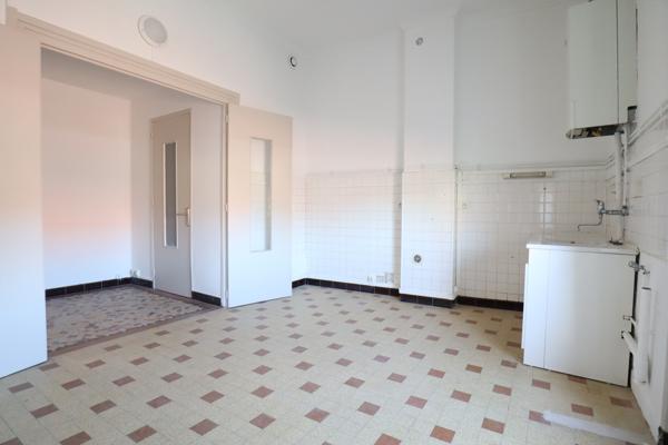 65m² - T2 - RUE CARNOT - CENTRE VILLE/ANGLE LOUIS BLANC