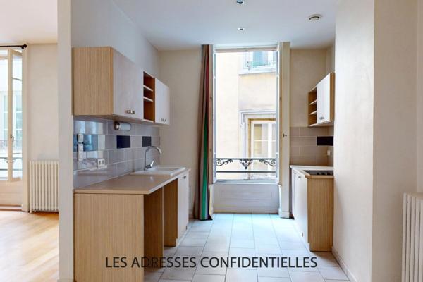 LYON 2 - Cœur presqu'île dans superbe copropriété - Bel appartement 3 pièces