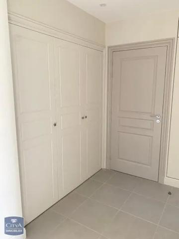 Appartement à louer 3 pièces 78.48m² Fontenay-le-Comte (85200)