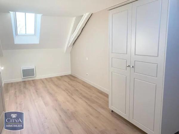 Appartement à louer 3 pièces 78.48m² Fontenay-le-Comte (85200)