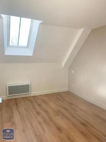 Appartement à louer 3 pièces 78.48m² Fontenay-le-Comte (85200)