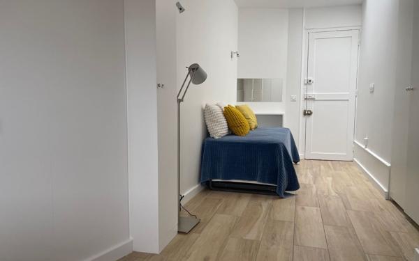 Appartement à louer    1 pièce • 16,20 m2 Paris 16