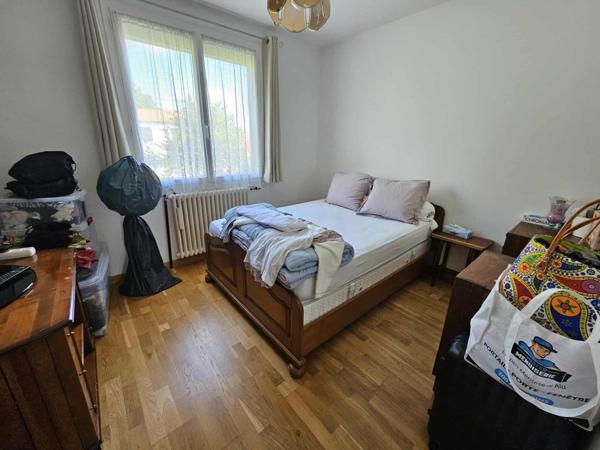 Maison à LA ROCHE-SUR-YON, 85000 - 7 pièces 166m²