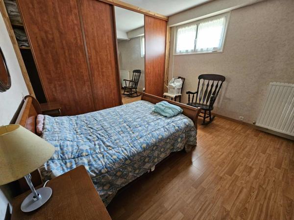 Maison à LA ROCHE-SUR-YON, 85000 - 7 pièces 166m²