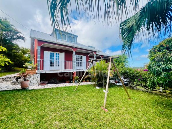 Maison à vendre 6 pièces à la Montagne secteur SAINT BERNARD (974)