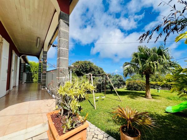 Maison à vendre 6 pièces à la Montagne secteur SAINT BERNARD (974)